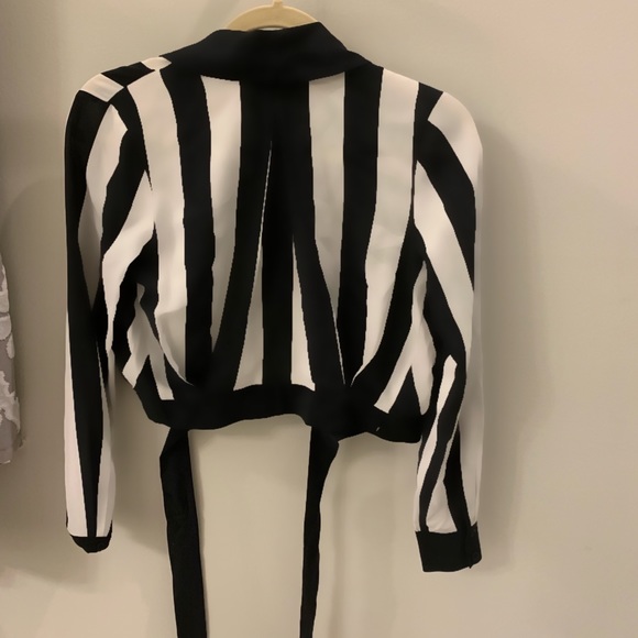 Black and White Cross Crop Blouse Top - Silk - Picture 2 of 2